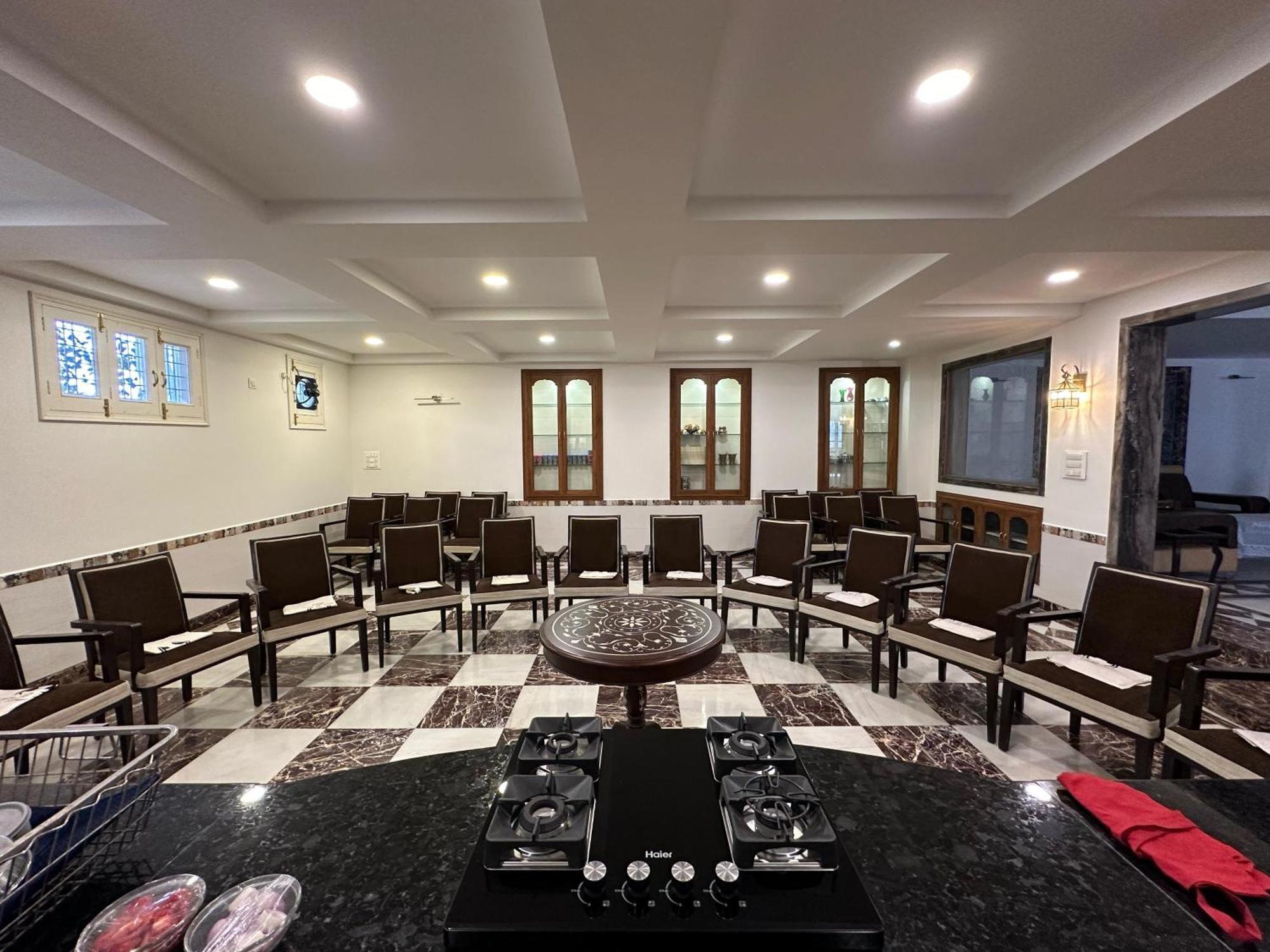 Radhe Krishna Niwas Apartamento Udaipur Exterior foto